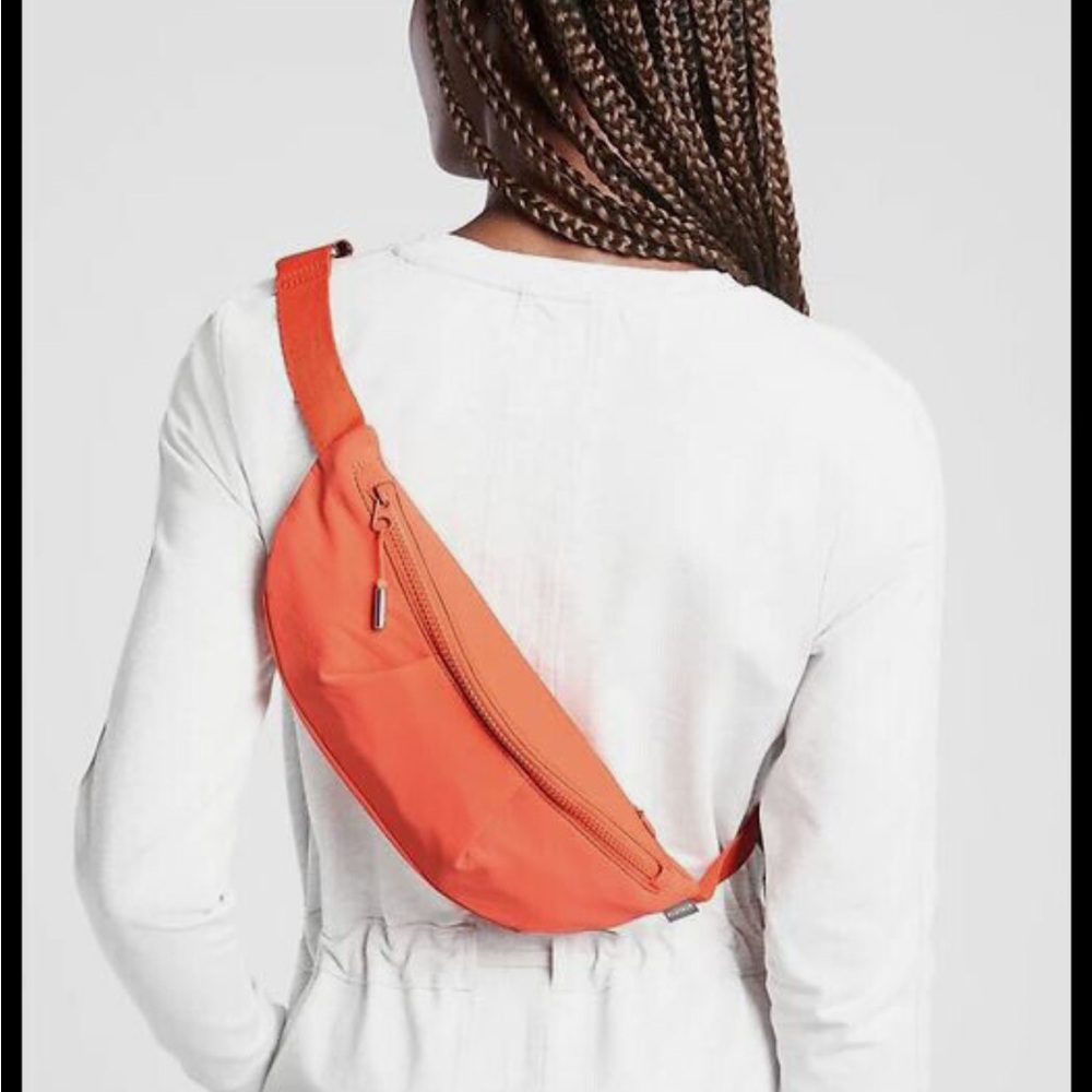 Athleta Kinetic Waist Bag Belt Bag Fanny-Pack Orange Haze S/656732 Active